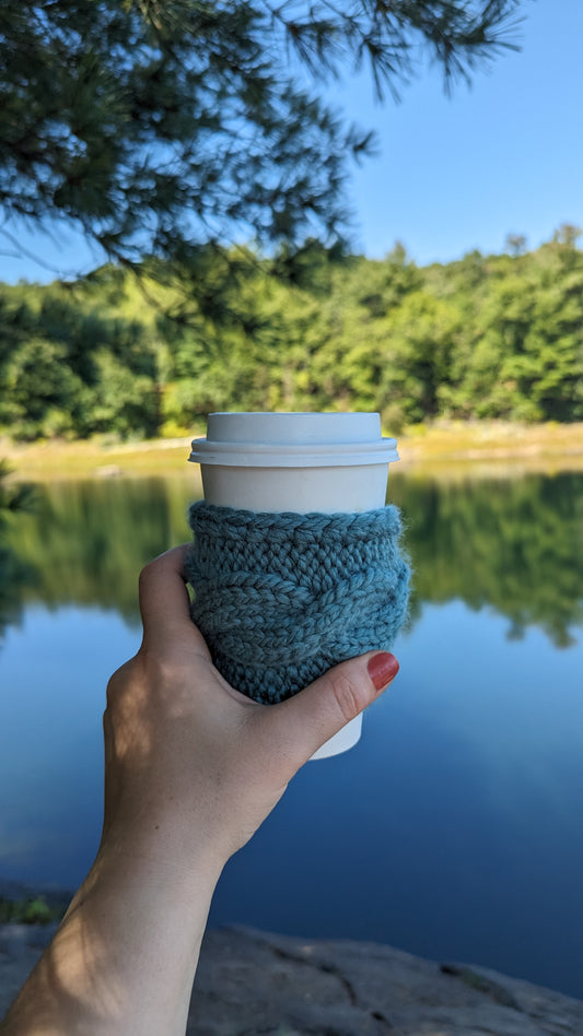Cosy Cable Knot Woolly Cup Sleeve